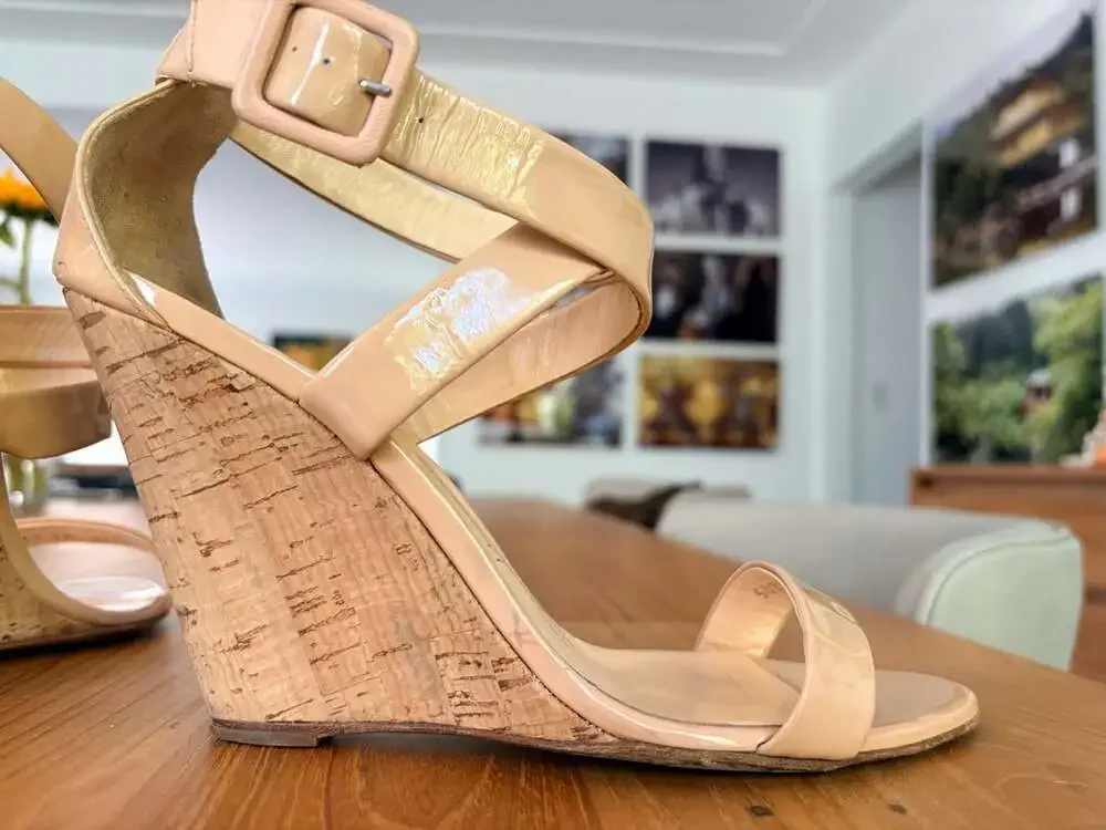 Giuseppe Zanotti Design Beige Patent Leather Cork Wedge Sandals